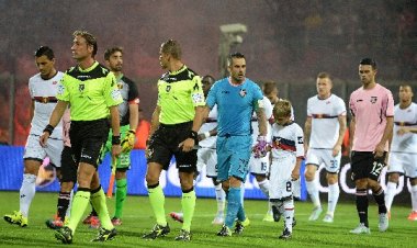 Cerco la sciarpetta e aspetto le panelle