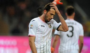 Palermo a sprazzi, poi tanta paura