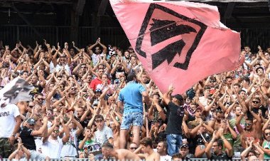 Tifosi, la squadra da sola non ce la fa