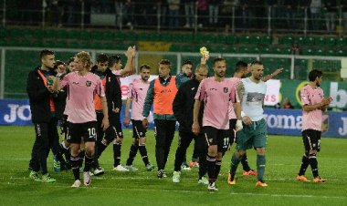 Massimo Mauro: Tifo per il Palermo in A