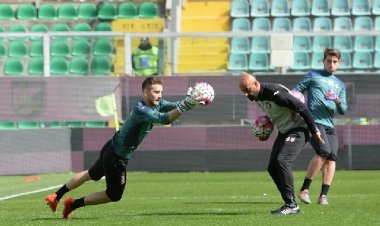 Due anni per Diego Lopez, confermato Vincenzo Sicignano