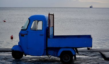 La Lapa blu e il mare dimenticato