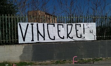 Striscioni al Tenente Onorato, la squadra nel mirino