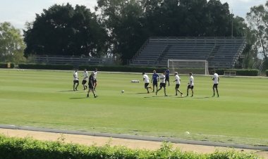 Seduta mattutina per il Palermo. Anche Szyminski in gruppo