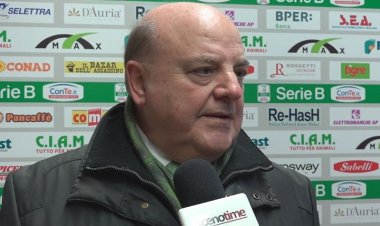 Avellino, il presidente Taccone indagato