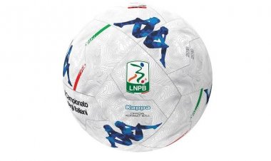 VIDEO - Ecco Kombat Ball 2019, il nuovo pallone della serie B