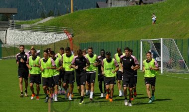 FOTO- Day 13, comincia l'allenamento mattutino