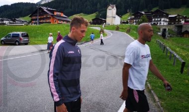 Cagliari-Palermo: Tedino lascia a casa Puscas e Haas