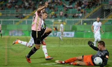 Lecce-Palermo, i ventidue convocati da Stellone