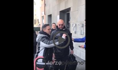 (VIDEO) Jajalo e Stellone abbracciano i tifosi: «Forza Palermo!»