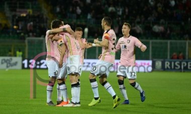 Palermo, ancora problemi. Lo spogliatoio scricchiola