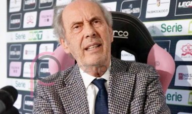 Palermo, Foschi ancora in bilico