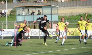 Il Palermo scopre bomber Lancini: nel mirino Terlizzi e Silvestre