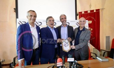 Biglietti omaggio ai politici, la lettera aperta ai palermitani 