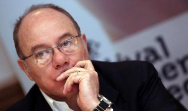 FOTO/ Carlo Verdone con una maglia... speciale