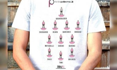 Ma quanta nostalgia c'è in questa maglia? FOTO