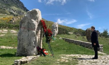 Musumeci a Portella della Ginestra per omaggio vittime strage