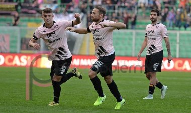 «Prenderei Antenucci». Palermo, senti Floriano