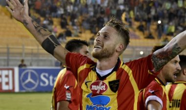 Mercato Palermo, si allarga il casting per il nuovo bomber