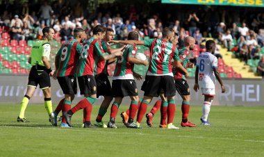 Ternana, per la panchina c'è anche Caserta. Parla il ds Leone