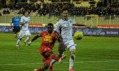 Calciomercato Palermo: la smentita secca di Kanoute