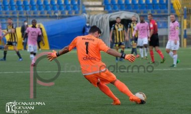 Palermo, Pelagotti: «Dobbiamo vincere partita dopo partita»