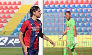 Plescia all'Avellino