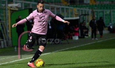 Palermo, Accardi a Siviglia: ginocchio ok