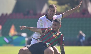 Palermo, riscontrata una distrazione muscolare per Jacopo Sala. Problema meno grave per Segre