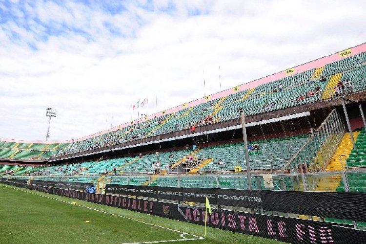 Moggi: Zamparini vuol fare il ds