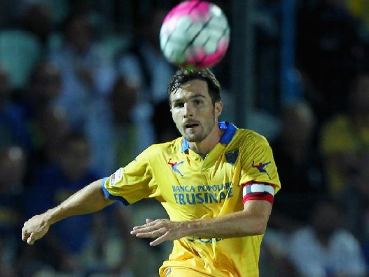 Gucher del Frosinone sfida il Palermo