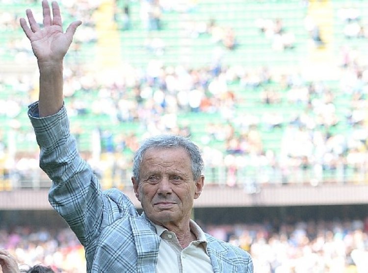 MZ e la solitudine dell'ex imperatore