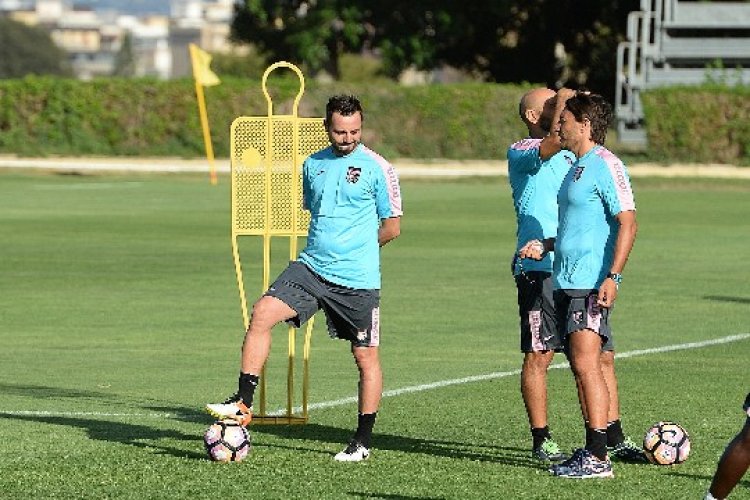 Zamparini vicino alla squadra, arrivo a sorpresa a Boccadifalco 