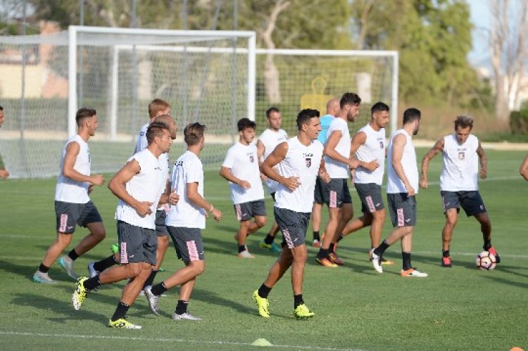 Gazzetta. L'azzardo di Zamparini e il rischio dell'agonia 