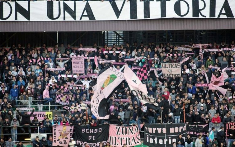 I tifosi al termine del girone d'andata bocciano il Palermo 