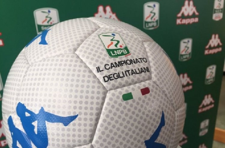 Lega B: presentato oggi il nuovo pallone, il Kombat Ball
