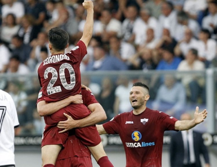 Arriva la firma di Coronado: «Non vedo l'ora di iniziare»