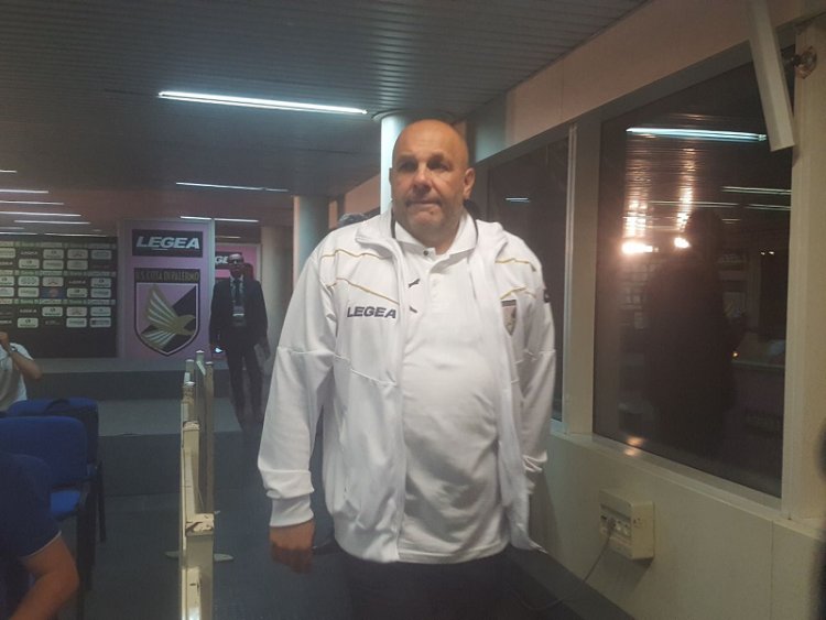Tedino promuove la squadra, ma non abbassa la guardia