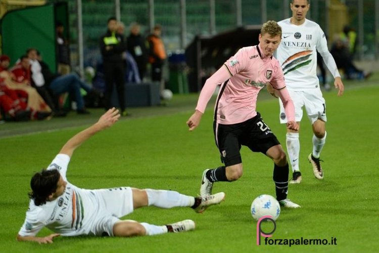 TMW: il Palermo lavora al riscatto di Dawidowicz