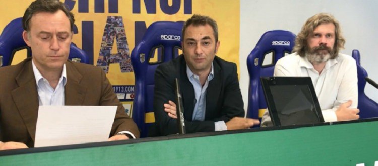 Parma, parla l'Ad Carra: «Nessuno potrà sottrarci la Serie A»