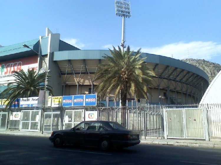 Il ricordo del Palermo per le vittime del crollo allo stadio