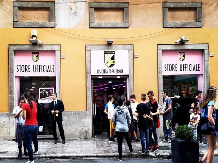 FOTO/ Salvi e Falletti allo Store Ufficiale di via Maqueda