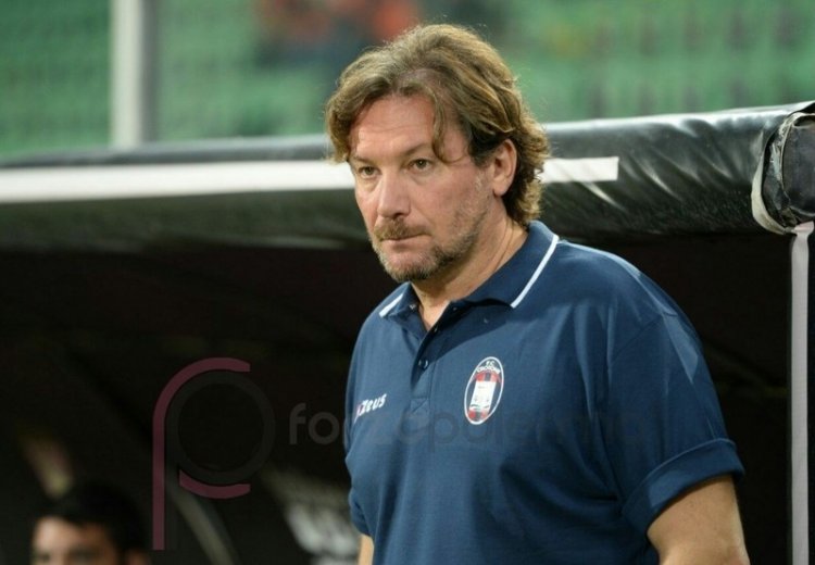 Crotone, squadra in ritiro in attesa del Palermo