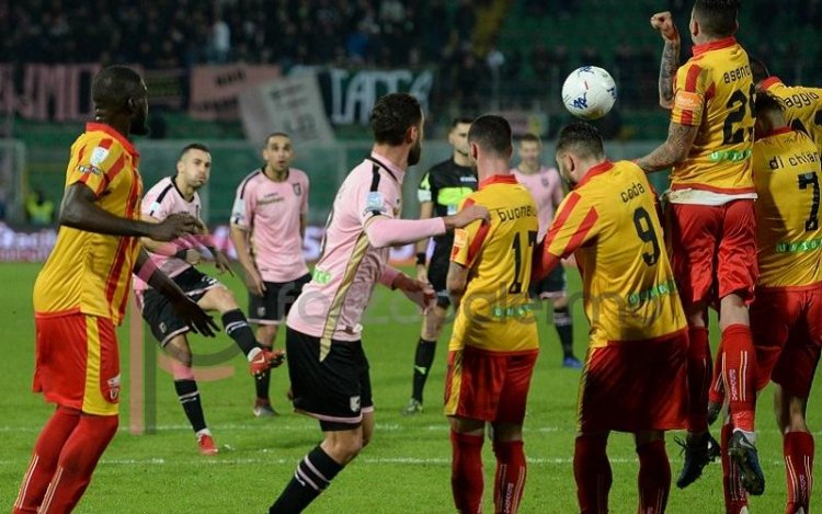 Benevento, i convocati di Bucchi contro il Palermo