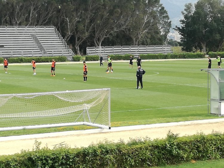 Palermo, seduta mattutina per la squadra