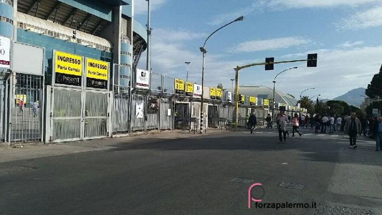 FOTO/ Striscione al «Barbera»: «Bentornato Delio Rossi»