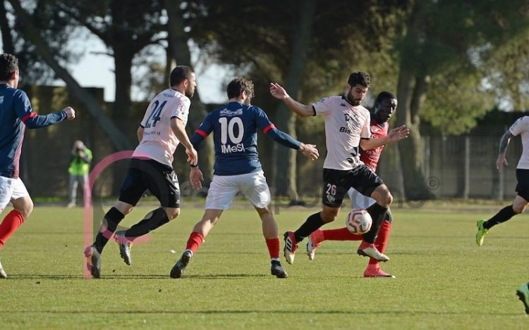 Carriera, caratteristiche e la scelta rosanero: parla Mauri 