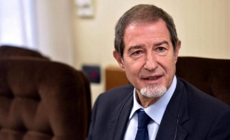 Musumeci chiede l'esercito in Sicilia: «Contrastare gli arrivi»