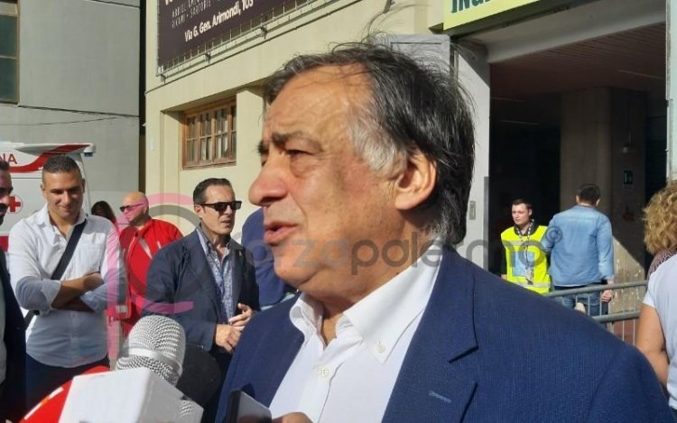 Orlando: «Mancano le mascherine». L'iniziativa