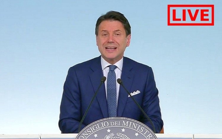 Live - La conferenza di Giuseppe Conte 